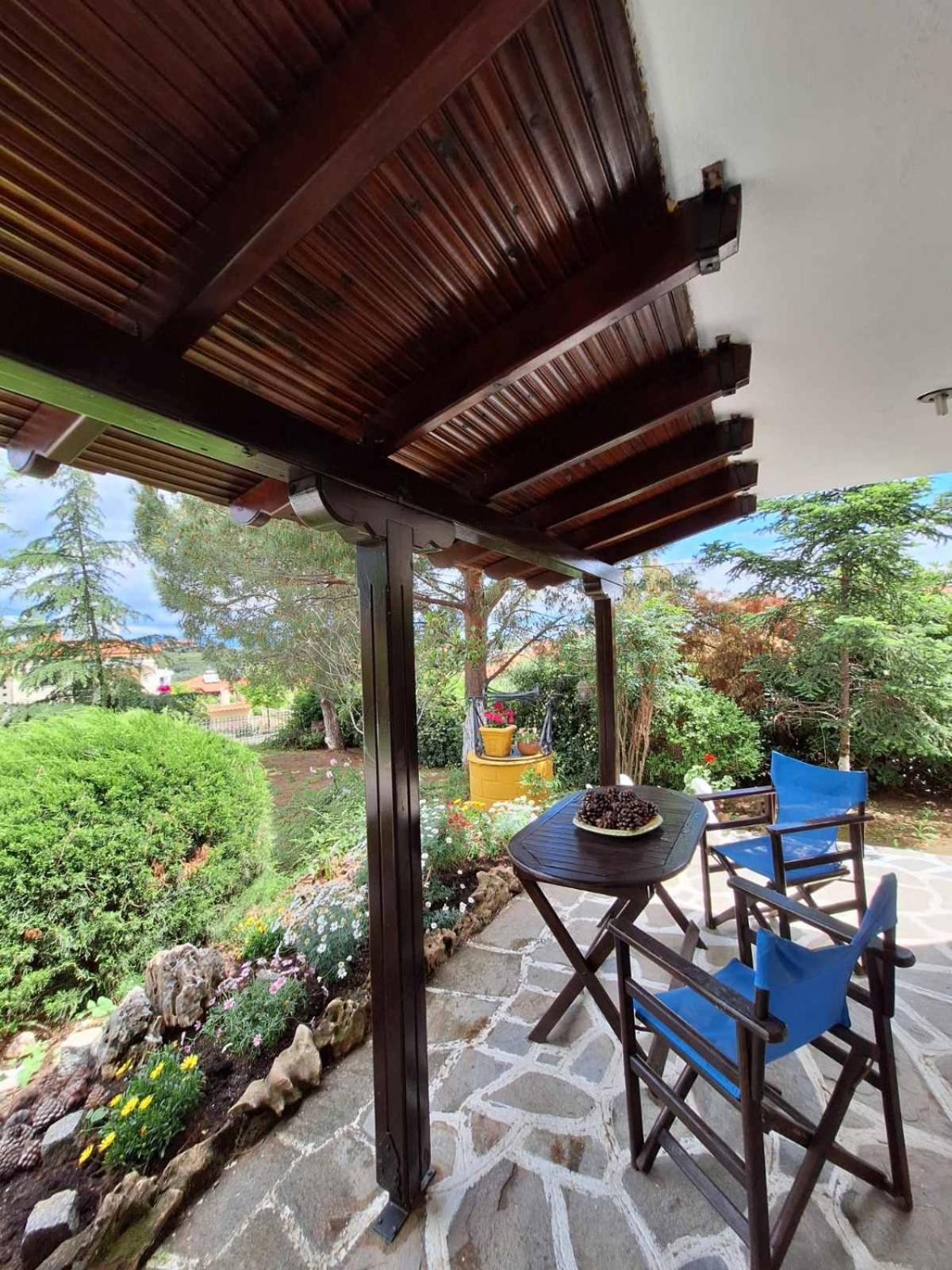 Roadhouse, Nilie Hospitality Mgmt Vila Flogita Exterior foto